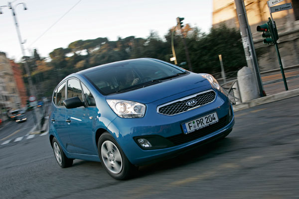 2009-kia-venga