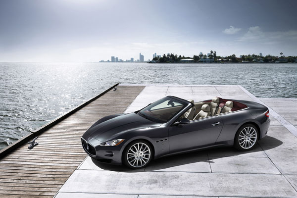 2010-maserati-grancabrio