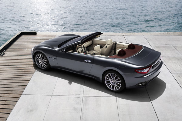 2010-maserati-grancabrio