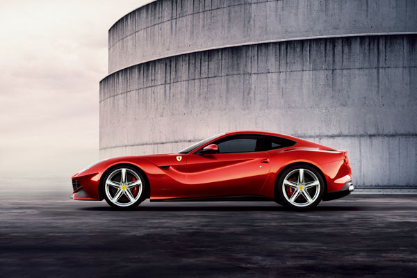 2012-ferrari-f12-berlinetta