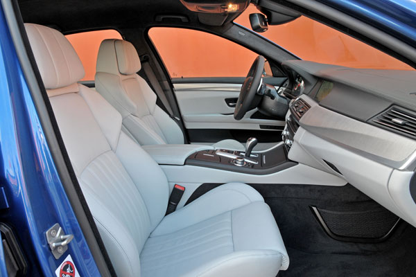 2012-bmw-m550d