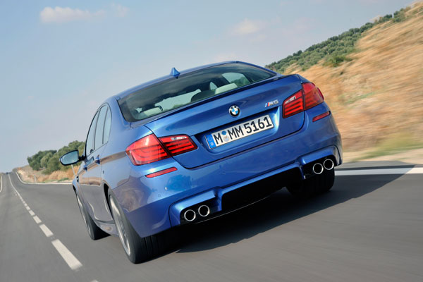 2012-bmw-m550d