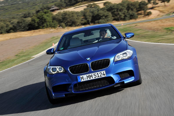 2012-bmw-m550d