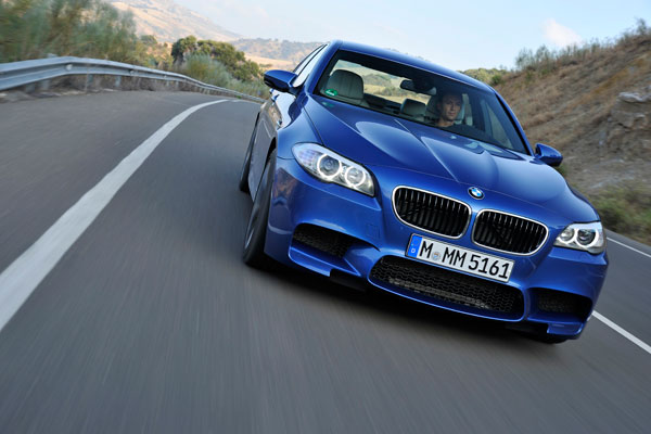 2012-bmw-m550d