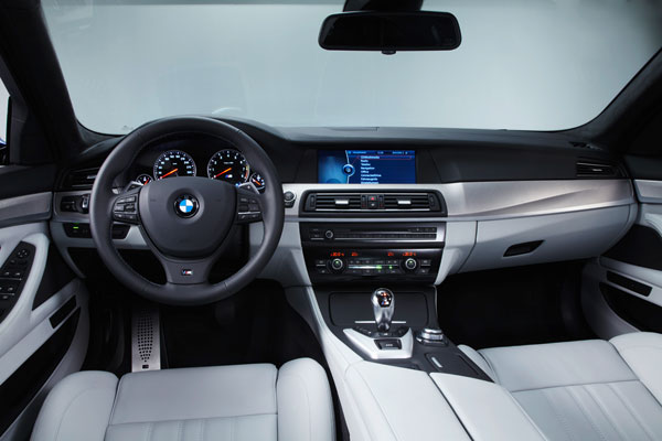 2012-bmw-m550d