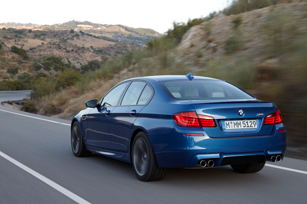 2012-bmw-m550d