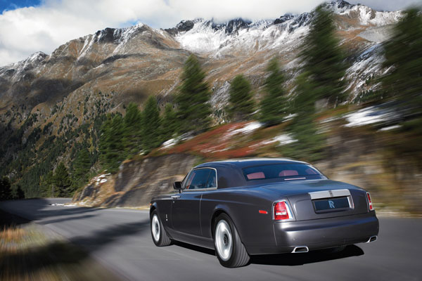 2008-rolls-royce-phantom-coupe