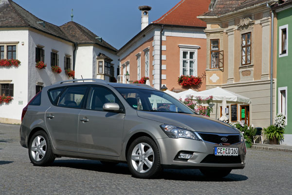 2007-kia-ceed-sport-wagon