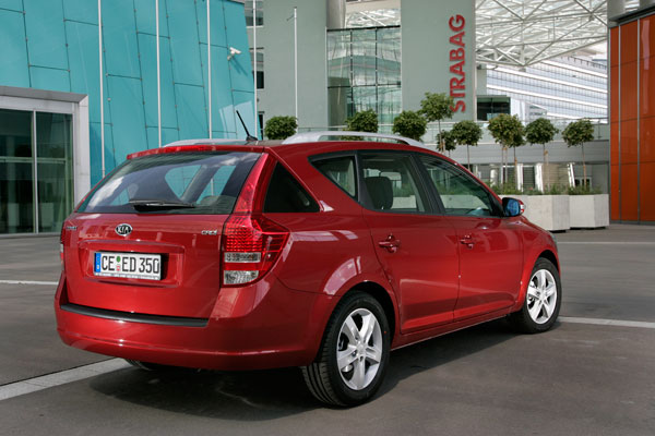 2007-kia-ceed-sport-wagon