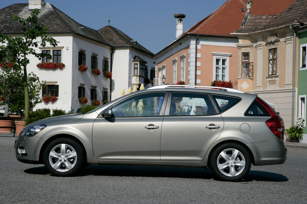2007-kia-ceed-sport-wagon