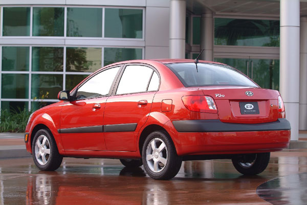 2009-kia-rio-sedan