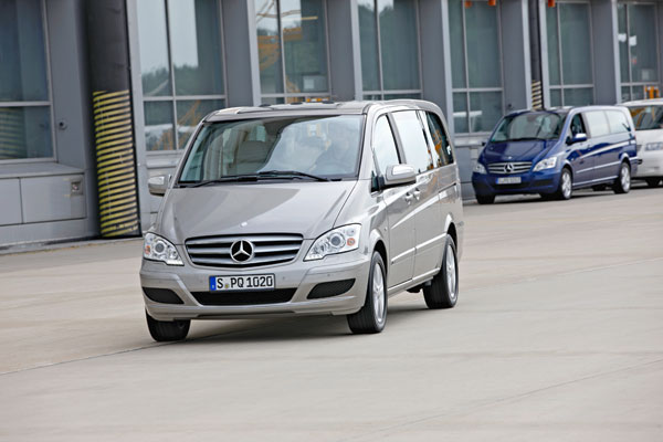 2010-mercedes-benz-viano