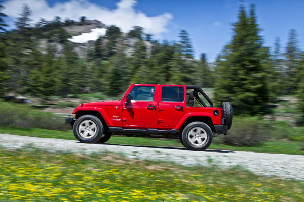 2012-jeep-wrangler-unlimited-altitude