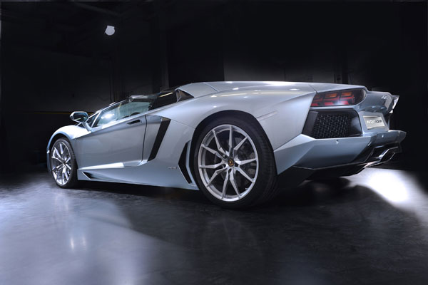 2012-lamborghini-aventador-lp-700-4-roadster