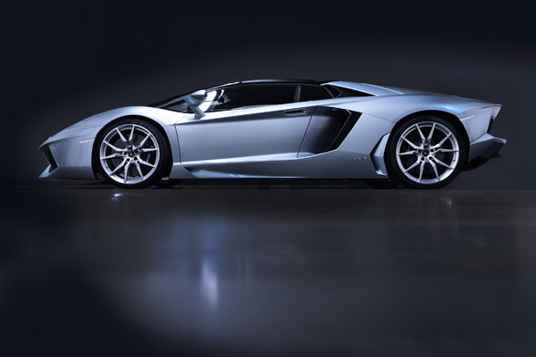 2012-lamborghini-aventador-lp-700-4-roadster