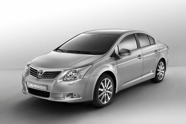 2009-toyota-avensis