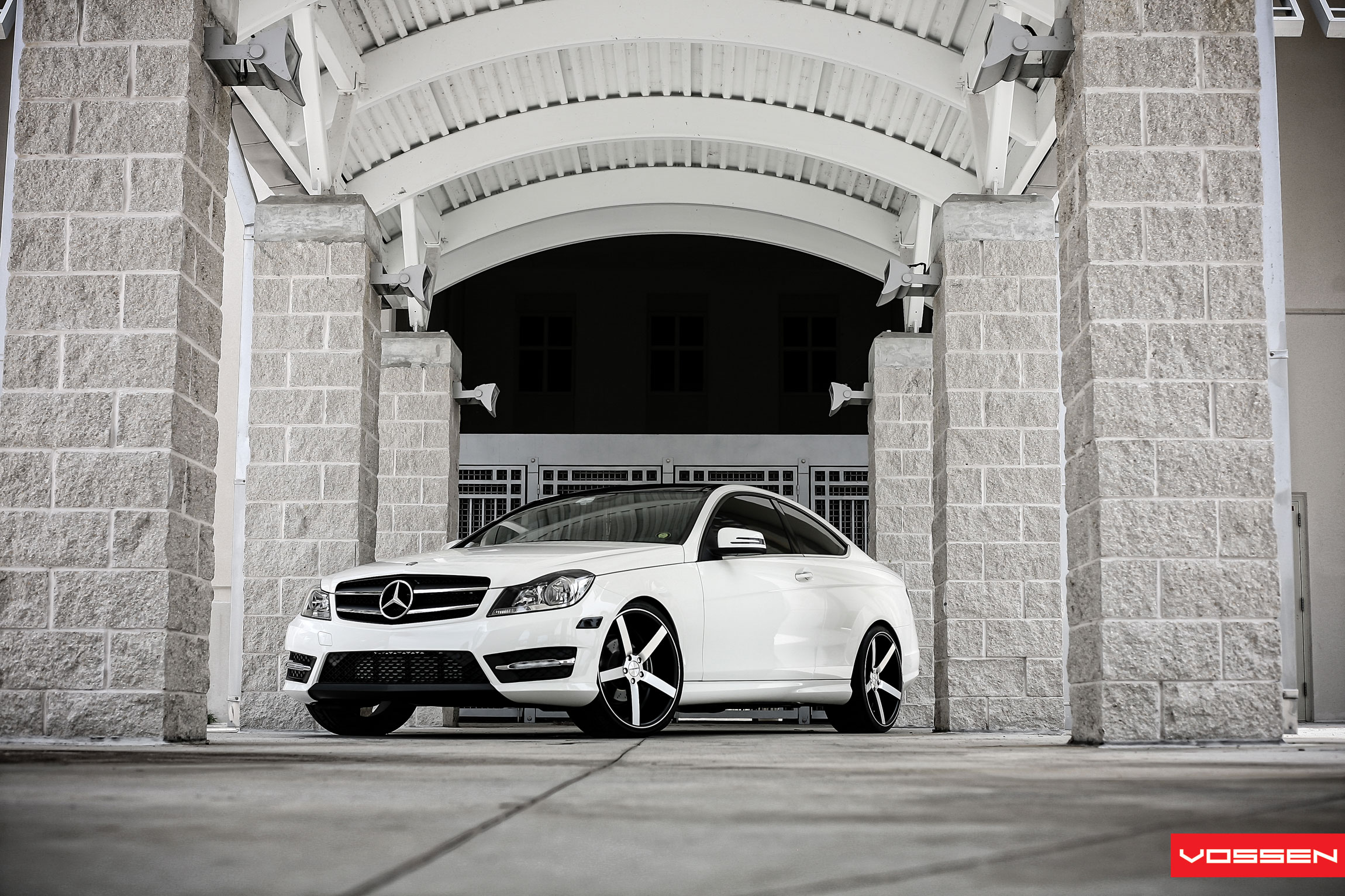 sexy-mercedes-c-class-coupe-vossen