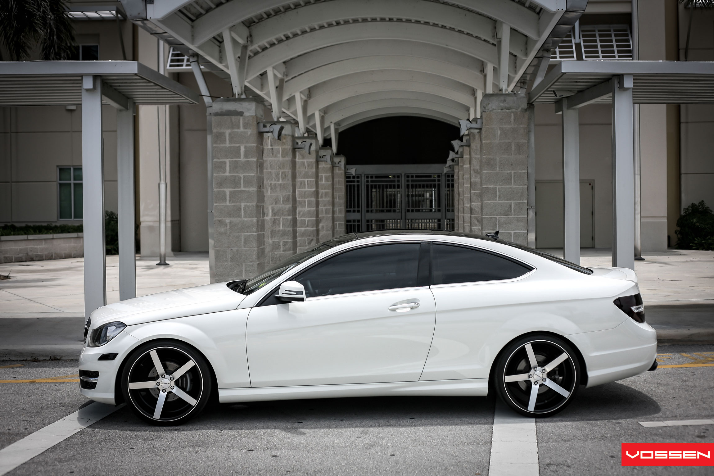 sexy-mercedes-c-class-coupe-vossen