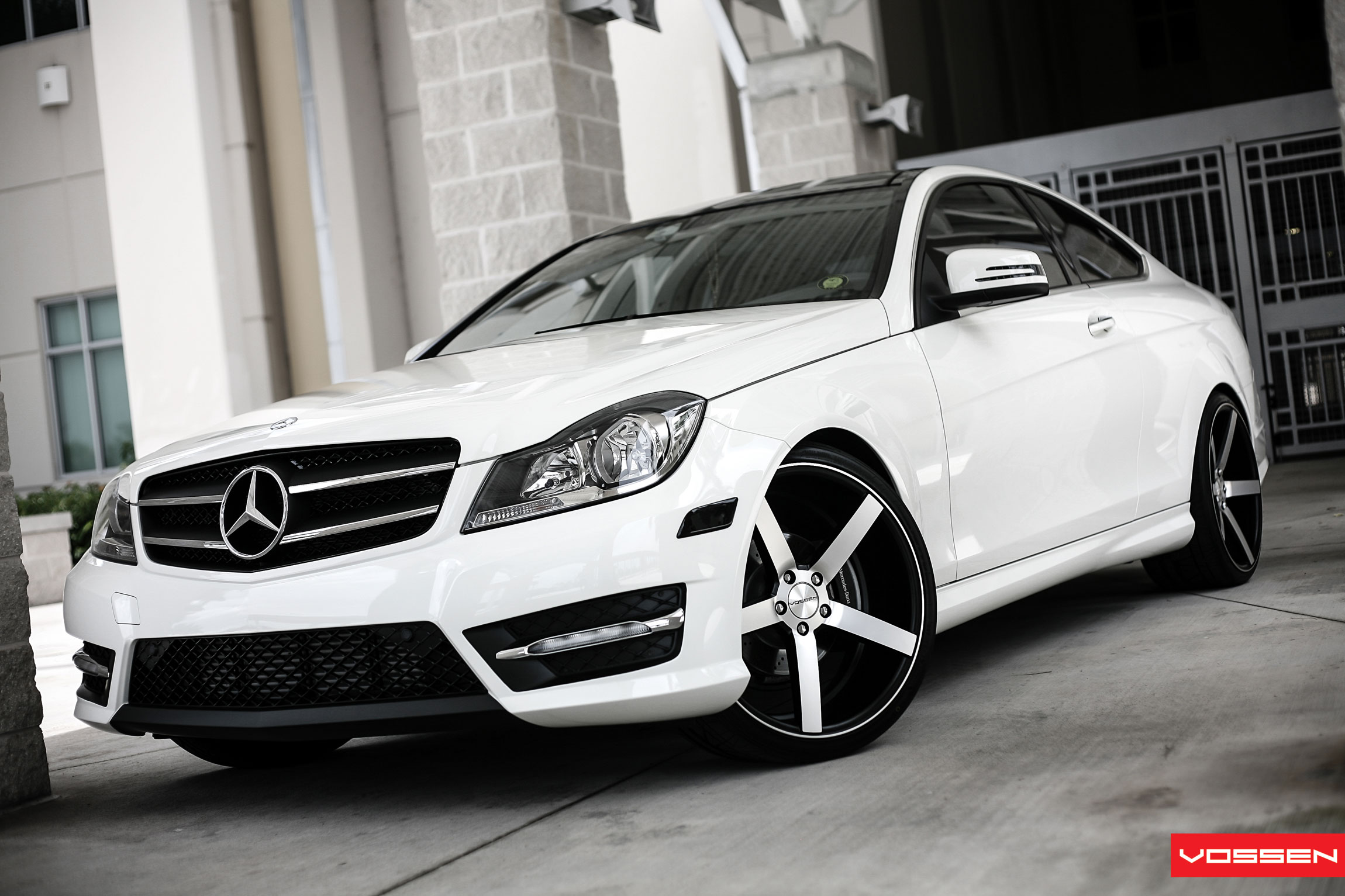 sexy-mercedes-c-class-coupe-vossen