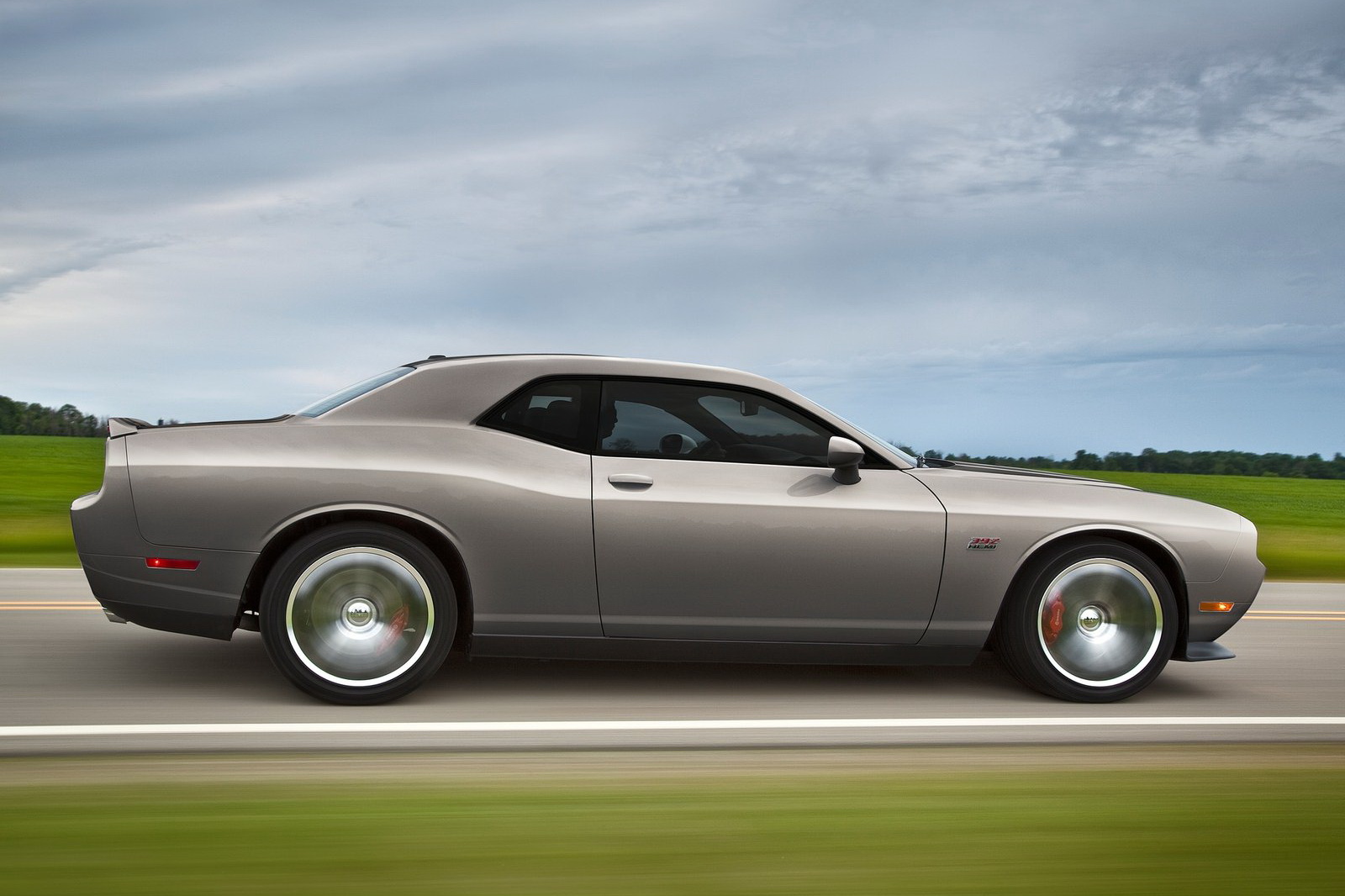 dodge-challenger-srt8-392