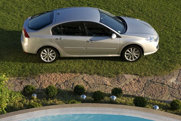 2007-renault-laguna