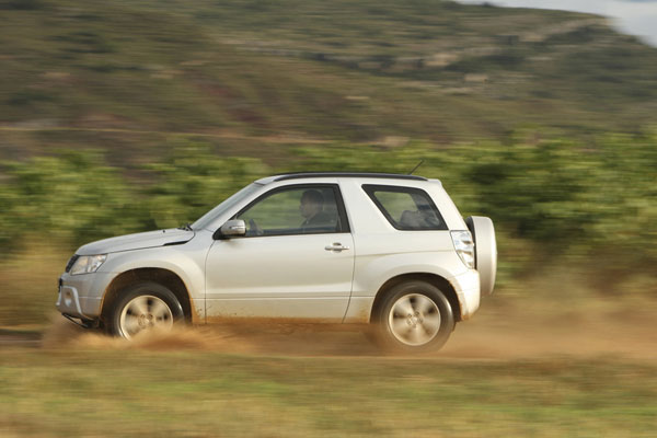 2005-suzuki-vitara-3-vrata