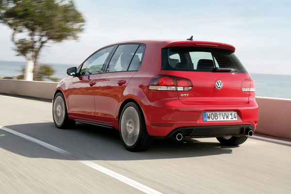 2009-volkswagen-golf-gti-gtd