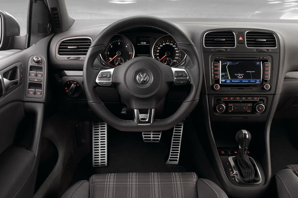 2009-volkswagen-golf-gti-gtd