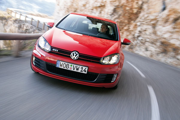 2009-volkswagen-golf-gti-gtd