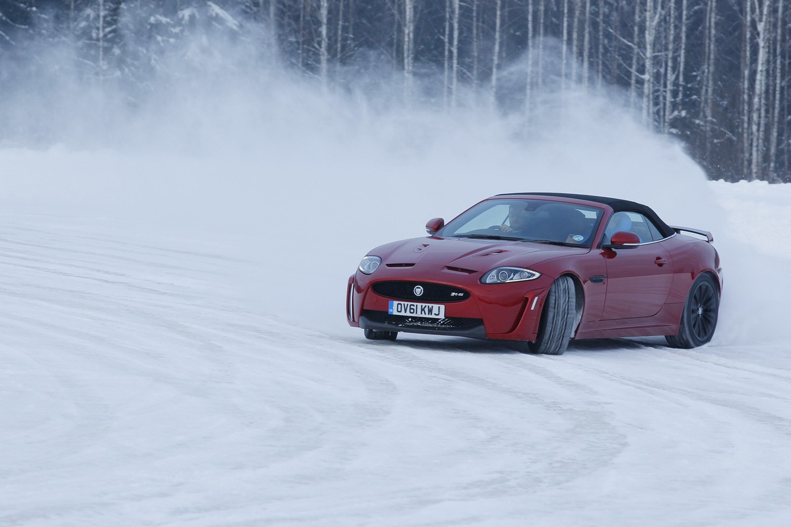 jaguar-xkr-s-convertible-galerija
