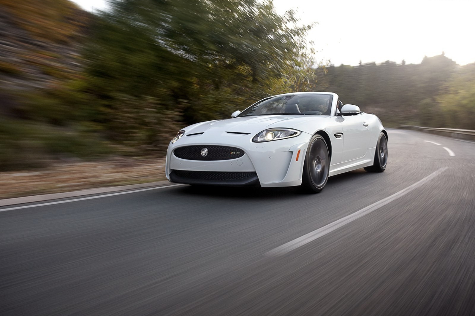 jaguar-xkr-s-convertible-galerija