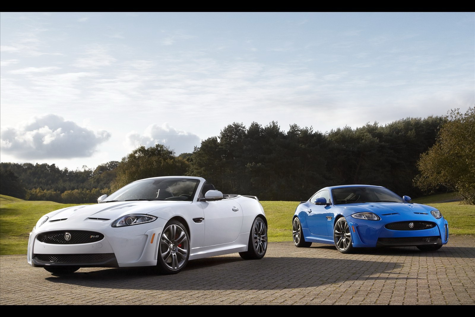 jaguar-xkr-s-convertible-galerija