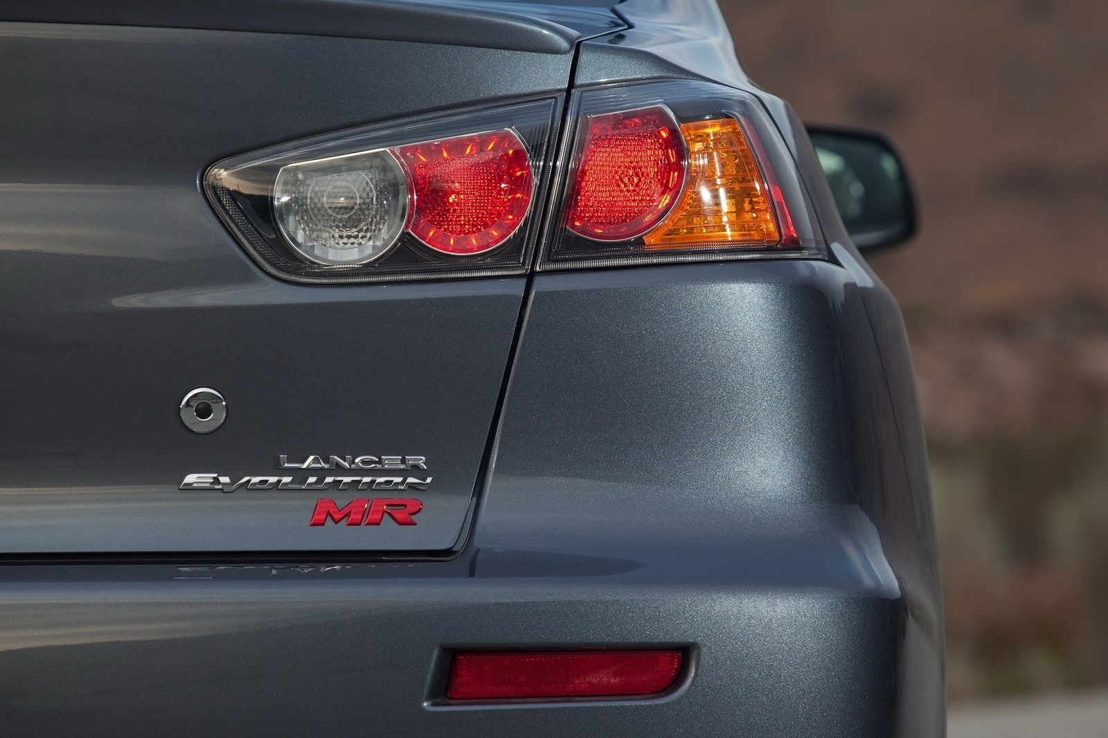 mitsubishi-lancer-evolution-mr