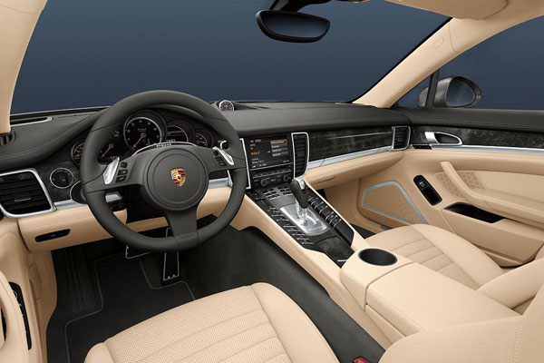 2011-porsche-panamera-turbo-s