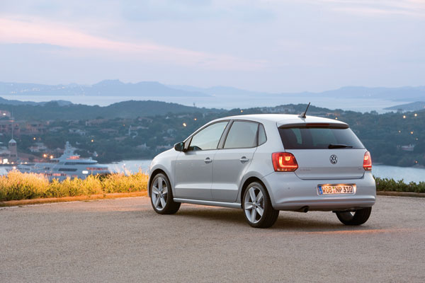 2009-volkswagen-polo-5-vrata