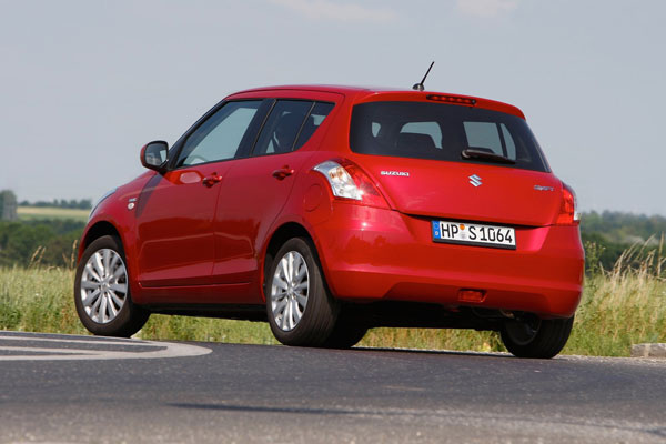 2010-suzuki-swift-5-vrata