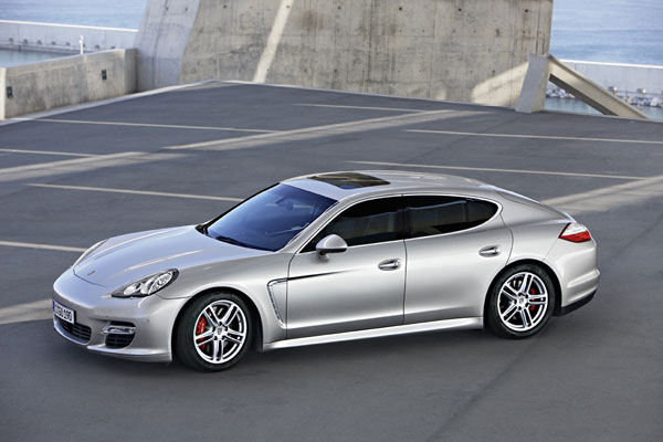 2009-porsche-panamera-turbo