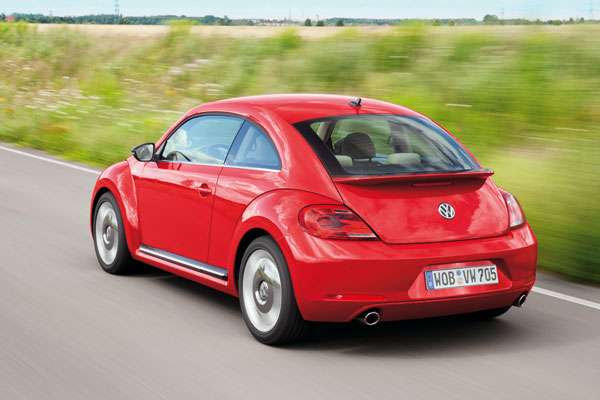 2011-volkswagen-beetle