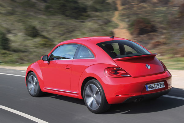 2011-volkswagen-beetle