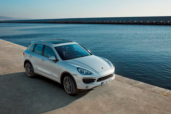 2010-porsche-cayenne-s-hybrid