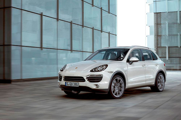 2010-porsche-cayenne-s-hybrid