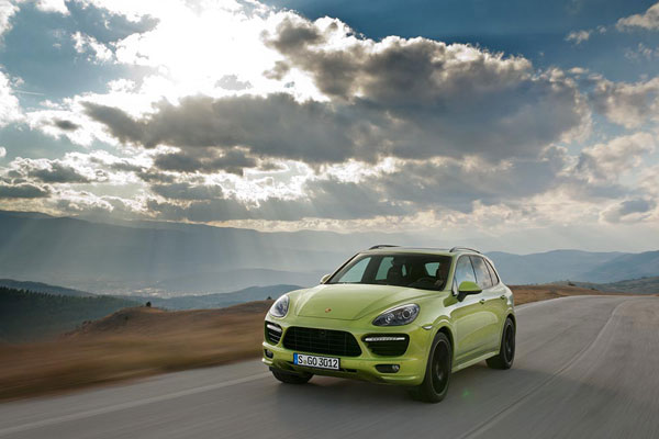 2012-porsche-cayenne-gts