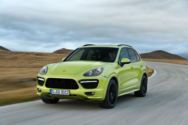 2012-porsche-cayenne-gts