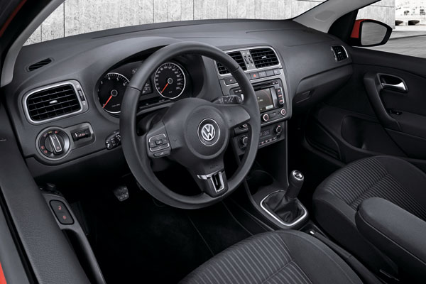 2009-volkswagen-polo-3-vrata