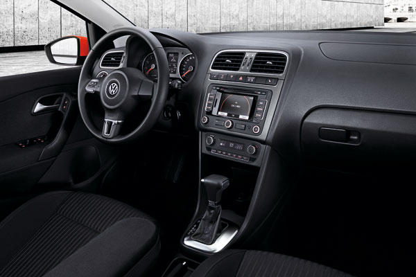 2009-volkswagen-polo-3-vrata