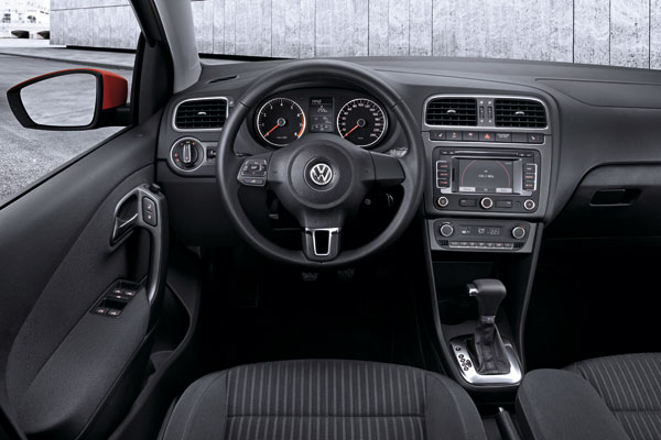 2009-volkswagen-polo-3-vrata