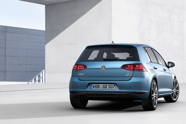 2012-volkswagen-golf-vii-5-vrata
