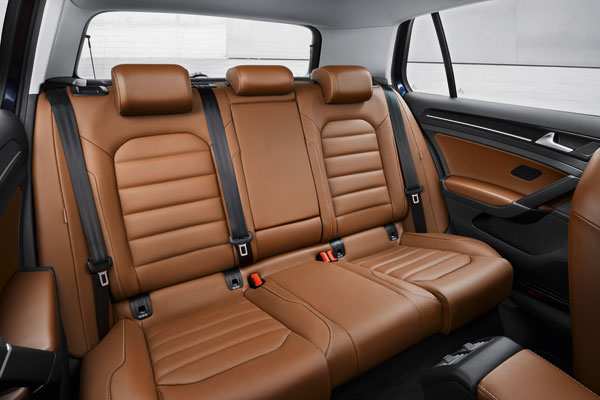 2012-volkswagen-golf-vii-5-vrata
