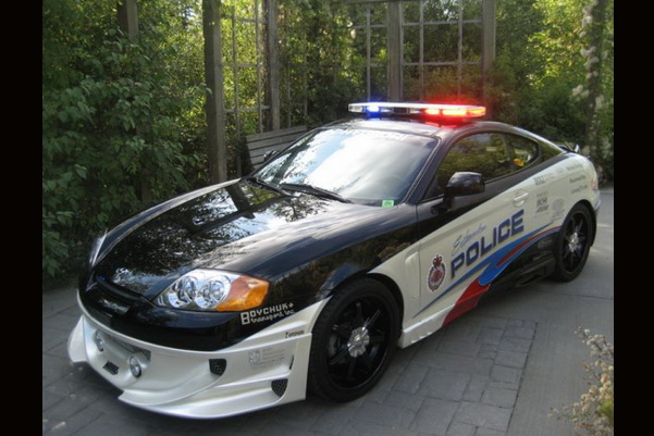 policijski-automobili-sirom-sveta