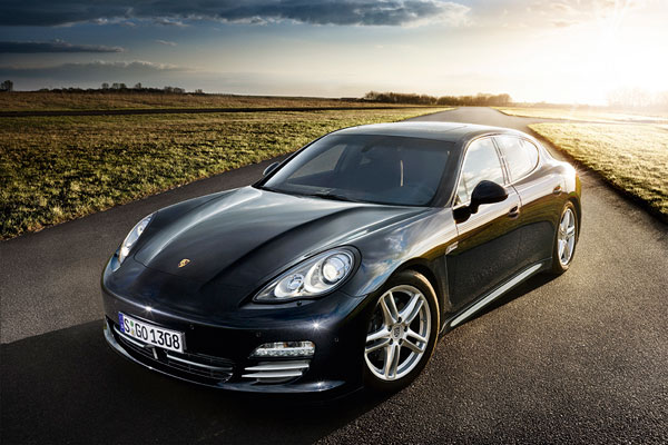 2009-porsche-panamera-4